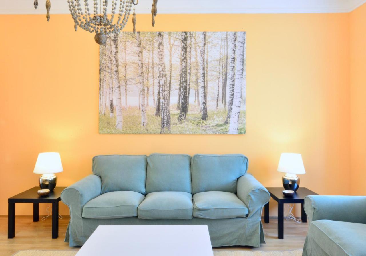 Spacious And Comfy With 3 Bedrooms Wina Bagian luar foto