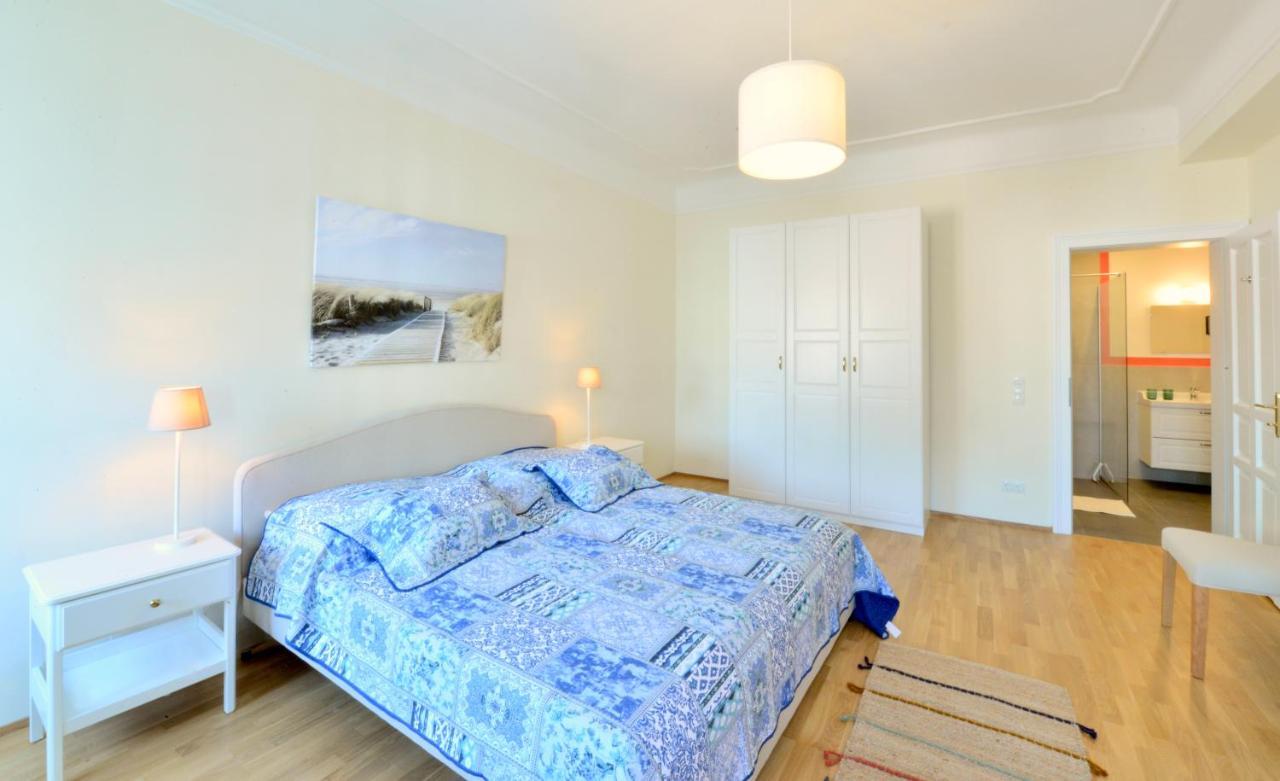 Spacious And Comfy With 3 Bedrooms Wina Bagian luar foto