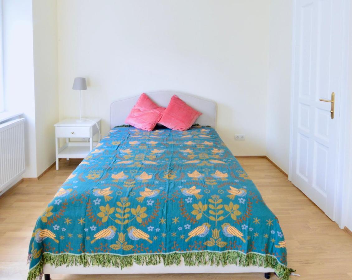 Spacious And Comfy With 3 Bedrooms Wina Bagian luar foto
