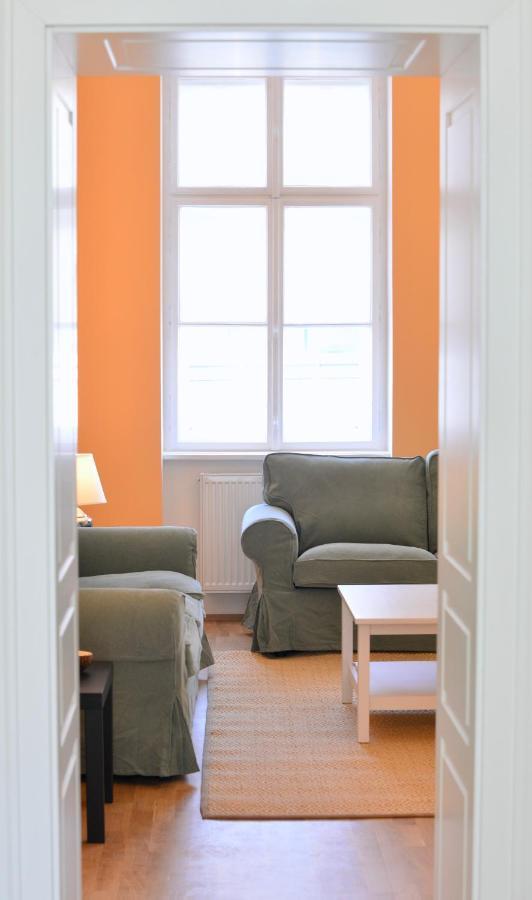 Spacious And Comfy With 3 Bedrooms Wina Bagian luar foto