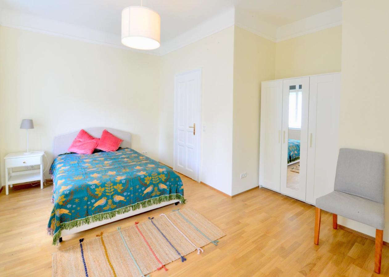 Spacious And Comfy With 3 Bedrooms Wina Bagian luar foto