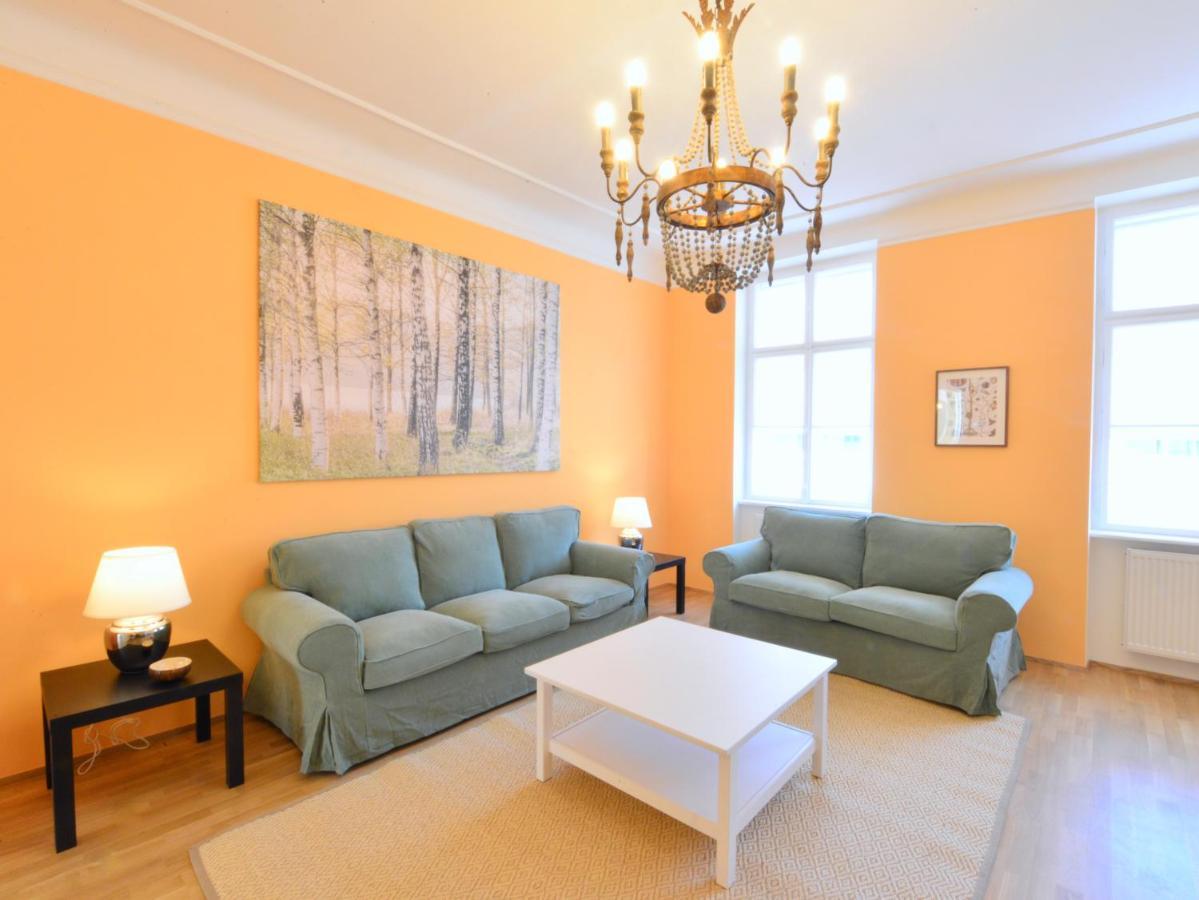 Spacious And Comfy With 3 Bedrooms Wina Bagian luar foto