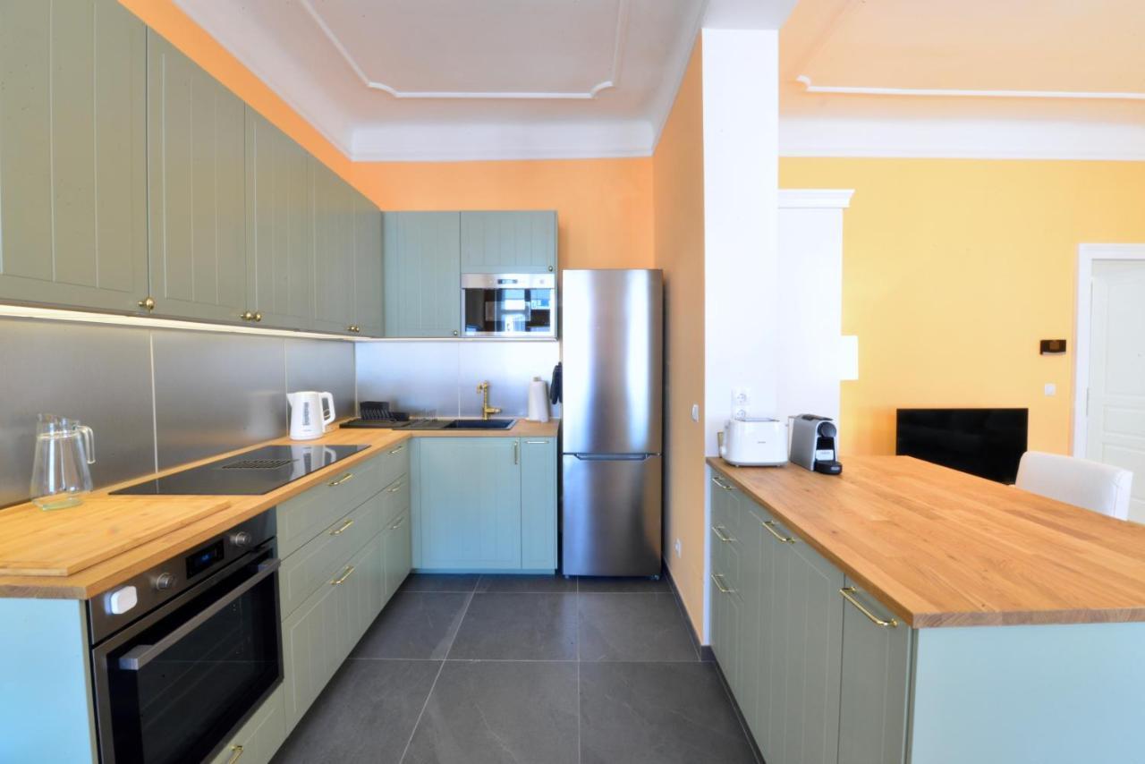 Spacious And Comfy With 3 Bedrooms Wina Bagian luar foto